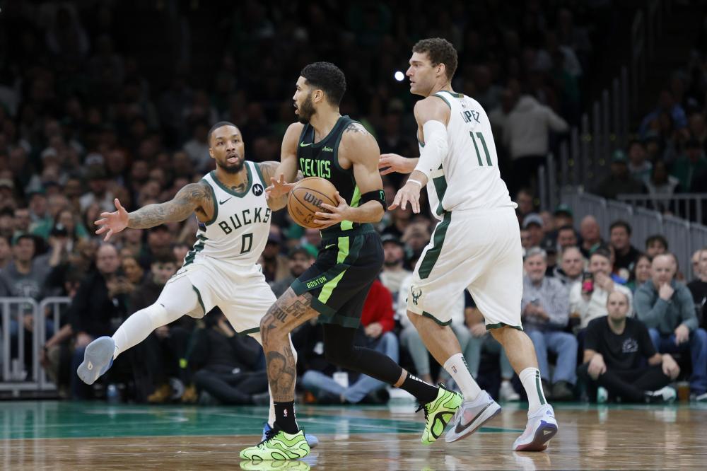 归化球员必 归化球员必