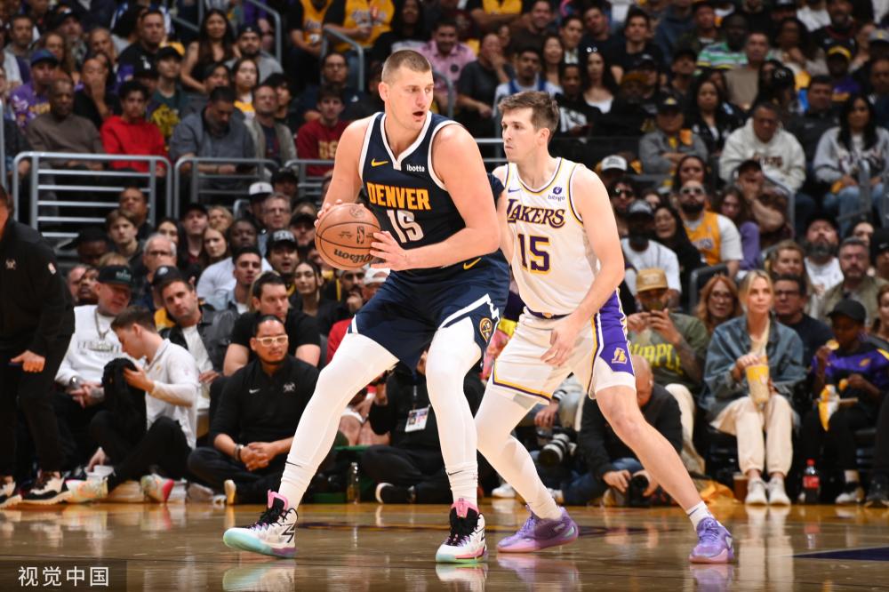 而后防线上 而后防线上