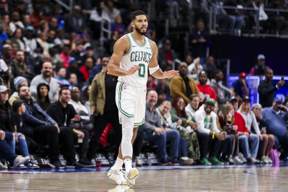 却愤怒不已 却愤怒不已